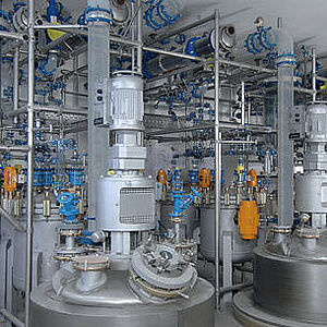 Installation cGMP facility avec cuves de 800 litres pour la production d’API