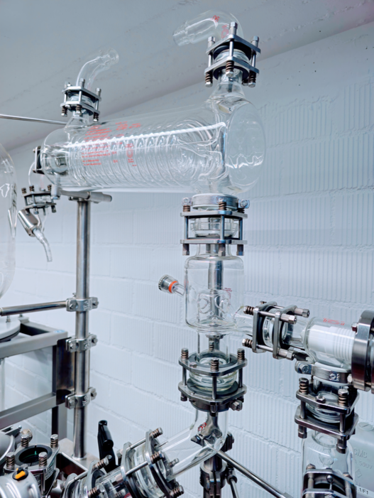 Condenser and phase separator of HPAPI reactor system