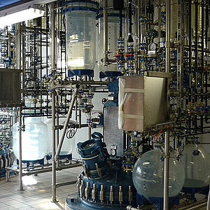 Cuve de mélange de 630 litres avec distillation de rectification